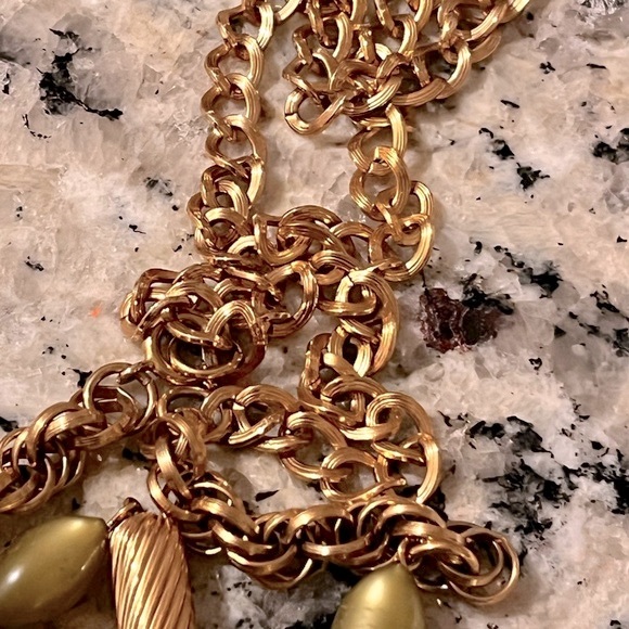 Vintage Sarah Coventry Moonglow Long Necklace and Clip on Earrings - Picture 13 of 15